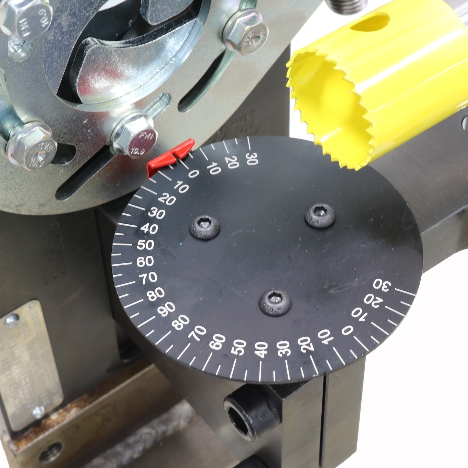 Baileigh TN-250 Rohrausklinkmaschine – Produktbild