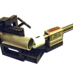 Baileigh TN-76H Rohrausklinkmaschine für Lochsägen – Produktbild